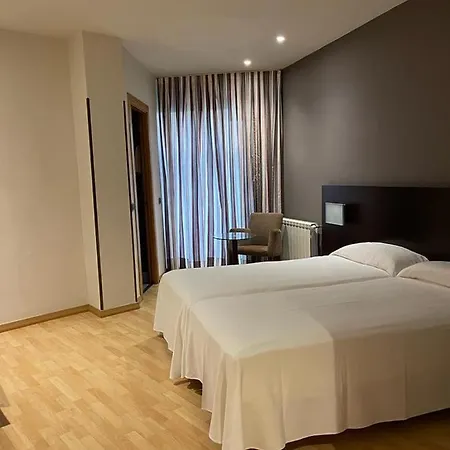 Bruc Hotel 3*