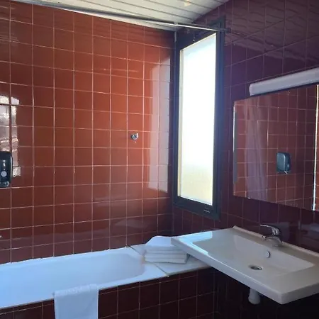 Hotel Bruc 3*